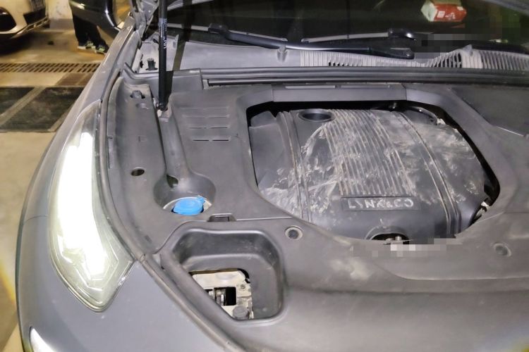 Used Lynk & Co 02 2018 1.5T DCT Two-Wheel Drive Zhaopu Version China V Standard Engine Bay Right