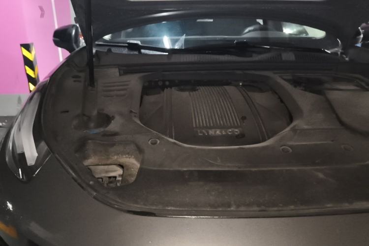 Used Lynk & Co 02 2018 1.5T DCT Two-Wheel Drive Zhaopu Version China V Standard Engine Bay Right