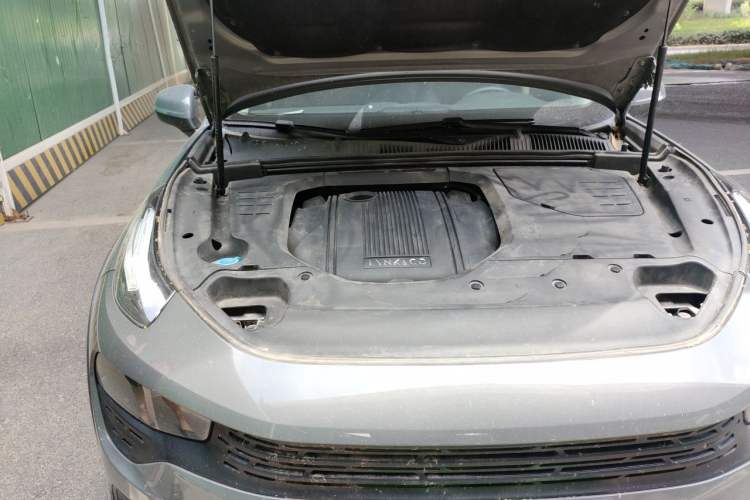 Used Lynk & Co 02 2018 1.5T DCT Two-Wheel Drive Zhaoban China V Standard Engine Bay Right