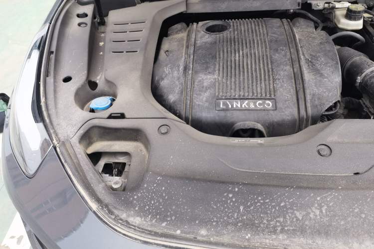 Used Lynk & Co 02 2018 1.5T DCT Two-Wheel Drive Zhaopu Version China V Standard Engine Bay Right