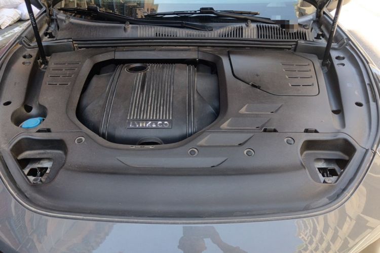 Used Lynk & Co 02 2018 1.5T DCT Two-Wheel Drive Zhaopu Version China V Standard Engine Bay