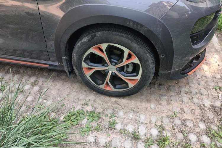 Used Lynk & Co 02 2018 1.5T DCT Two-Wheel Drive Zhaopu Version China V Standard Exterior 1