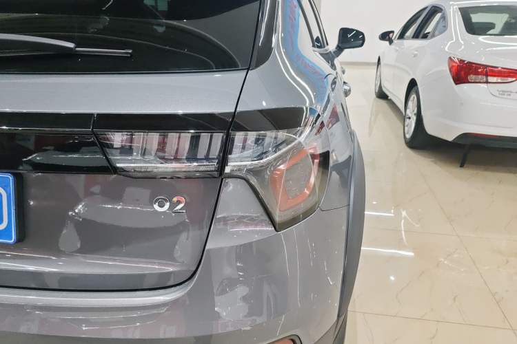 Used Lynk & Co 02 2018 1.5T DCT Two-Wheel Drive Zhaopu Version China V Standard Exterior 3