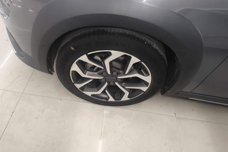 Used Lynk & Co 02 2018 1.5T DCT Two-Wheel Drive Pro Version China V Emission Standard Exterior 4