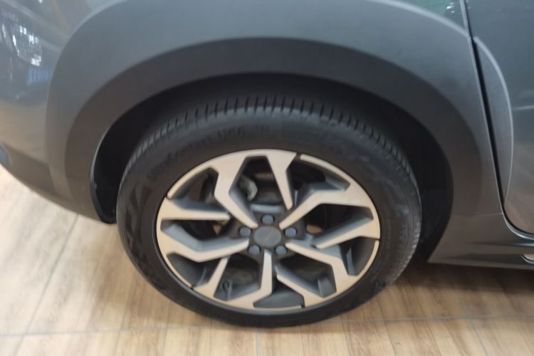 Used Lynk & Co 02 2018 1.5T DCT Two-Wheel Drive Sporty Version China V Standard Exterior 5