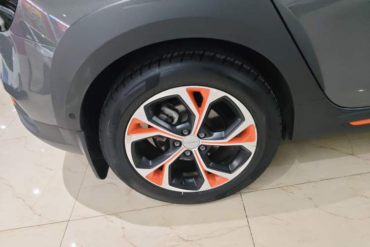 Used Lynk & Co 02 2018 1.5T DCT Two-Wheel Drive Zhaopu Version China V Standard Exterior 5