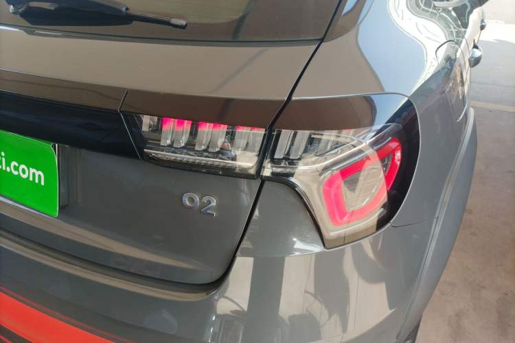 Used Lynk & Co 02 2018 1.5T DCT Two-Wheel Drive Zhaoban China V Standard Exterior 6