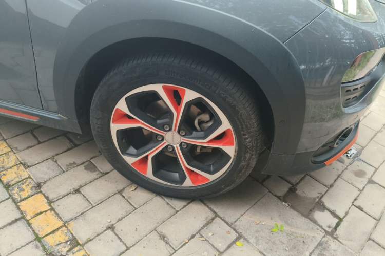 Used Lynk & Co 02 2018 1.5T DCT Two-Wheel Drive Zhaopu Version China V Standard Exterior 7