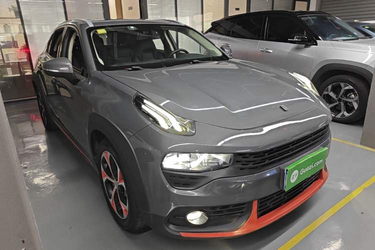 Used Lynk & Co 02 2018 1.5T DCT Two-Wheel Drive Zhaoban China V Standard Front Right 45 Deg