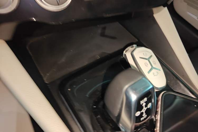 Used Lynk & Co 02 2018 1.5T DCT Two-Wheel Drive Zhaopu Version China V Standard Gear Lever
