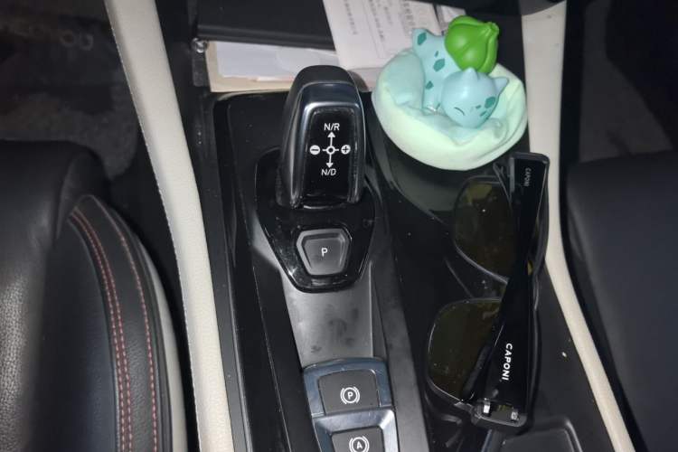 Used Lynk & Co 02 2018 1.5T DCT Two-Wheel Drive Zhaopu Version China V Standard Gear Lever
