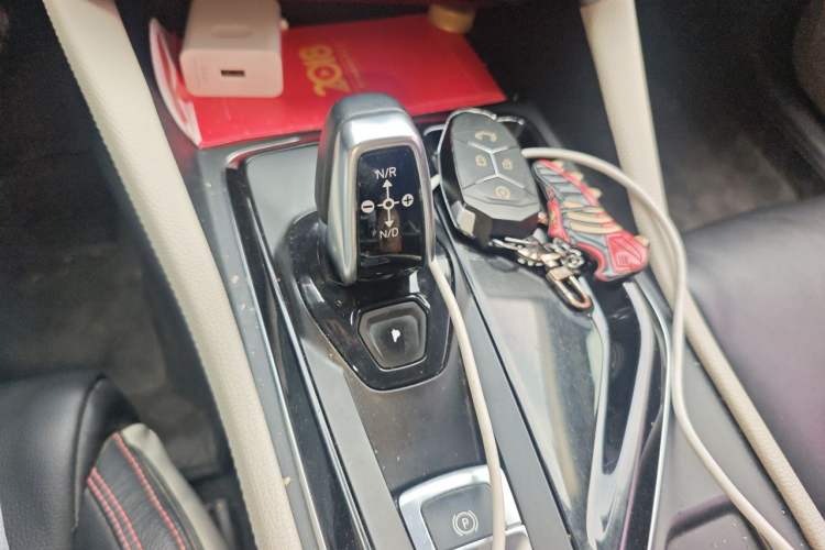 Used Lynk & Co 02 2018 1.5T DCT Two-Wheel Drive Zhaopu Version China V Standard Gear Lever