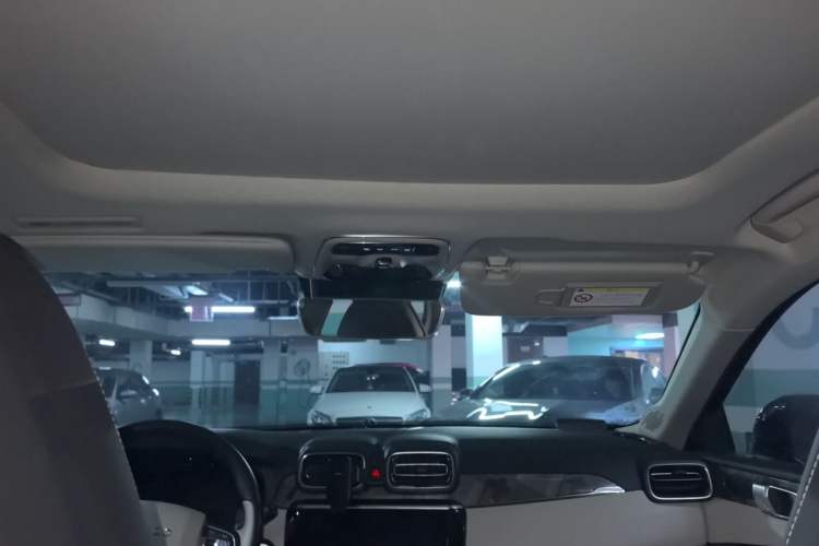 Used Lynk & Co 02 2018 1.5T DCT Two-Wheel Drive Zhaopu Version China V Standard Headliner
