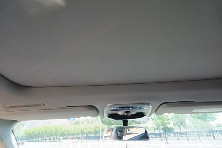 Used Lynk & Co 02 2018 1.5T DCT Two-Wheel Drive Sporty Version China V Standard Headliner