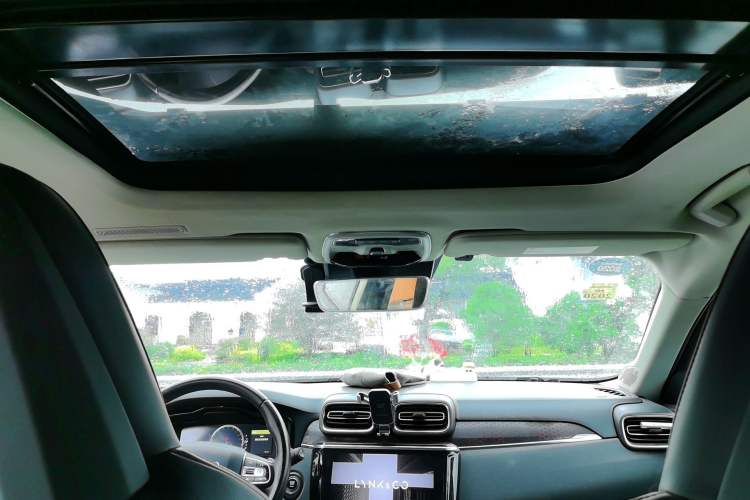 Used Lynk & Co 02 2018 1.5T DCT Two-Wheel Drive Pro Version China V Emission Standard Headliner