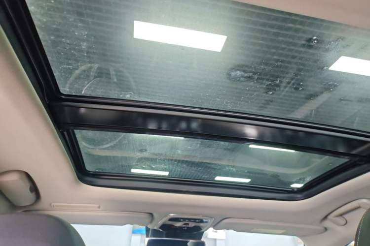 Used Lynk & Co 02 2018 1.5T DCT Two-Wheel Drive Zhaopu Version China V Standard Headliner