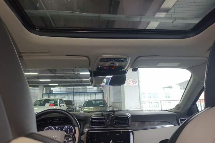 Used Lynk & Co 02 2018 1.5T DCT Two-Wheel Drive Zhaopu Version China V Standard Headliner
