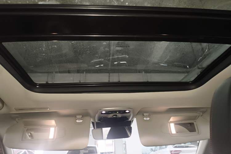 Used Lynk & Co 02 2018 1.5T DCT Two-Wheel Drive Pro Version China V Emission Standard Headliner