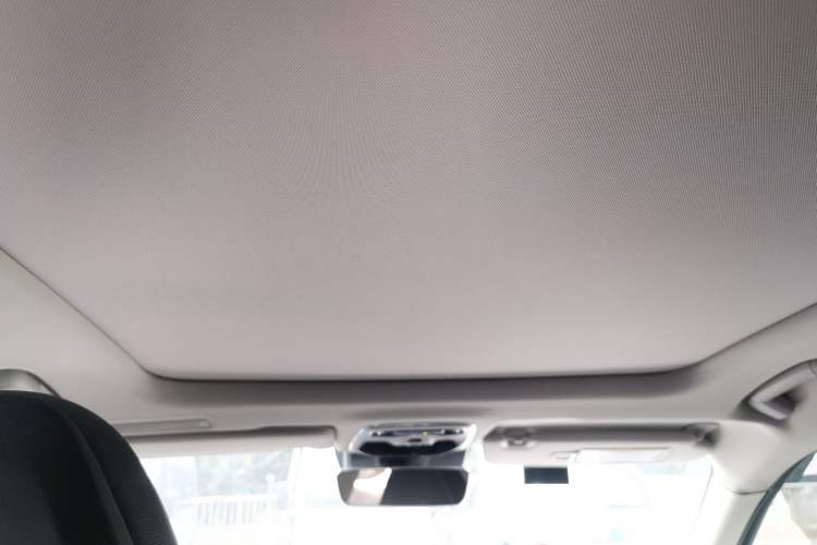 Used Lynk & Co 02 2018 1.5T DCT Two-Wheel Drive Zhaopu Version China V Standard Headliner