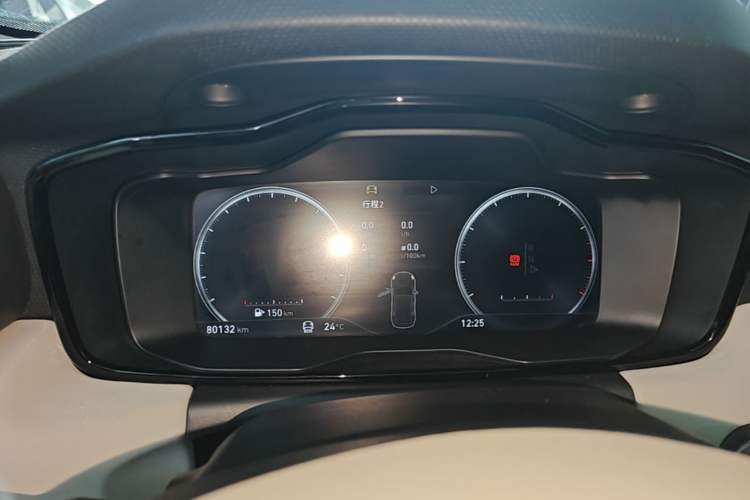 Used Lynk & Co 02 2018 1.5T DCT Two-Wheel Drive Zhaopu Version China V Standard Instrument Cluster