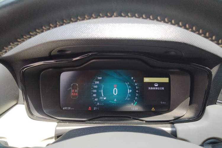 Used Lynk & Co 02 2018 1.5T DCT Two-Wheel Drive Zhaopu Version China V Standard Instrument Cluster