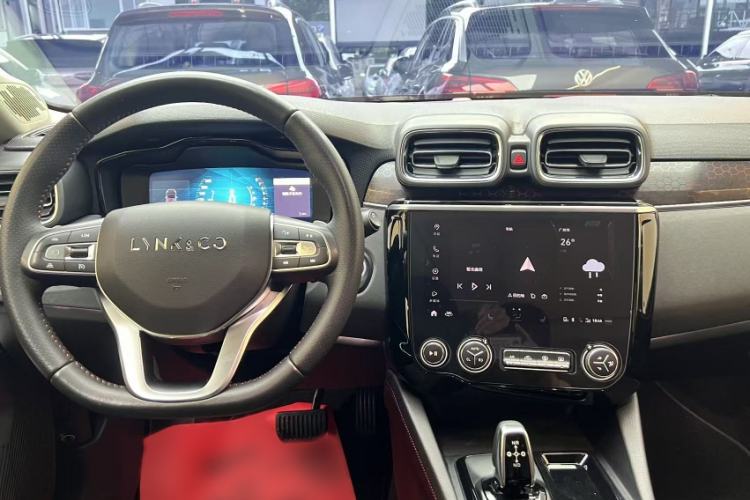 Used Lynk & Co 02 2018 1.5T DCT Two-Wheel Drive Pro Version China V Emission Standard Interior 11