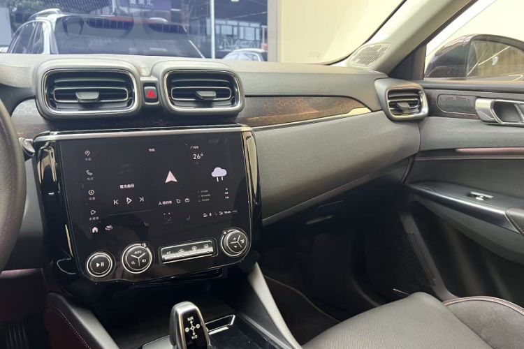 Used Lynk & Co 02 2018 1.5T DCT Two-Wheel Drive Pro Version China V Emission Standard Interior 2