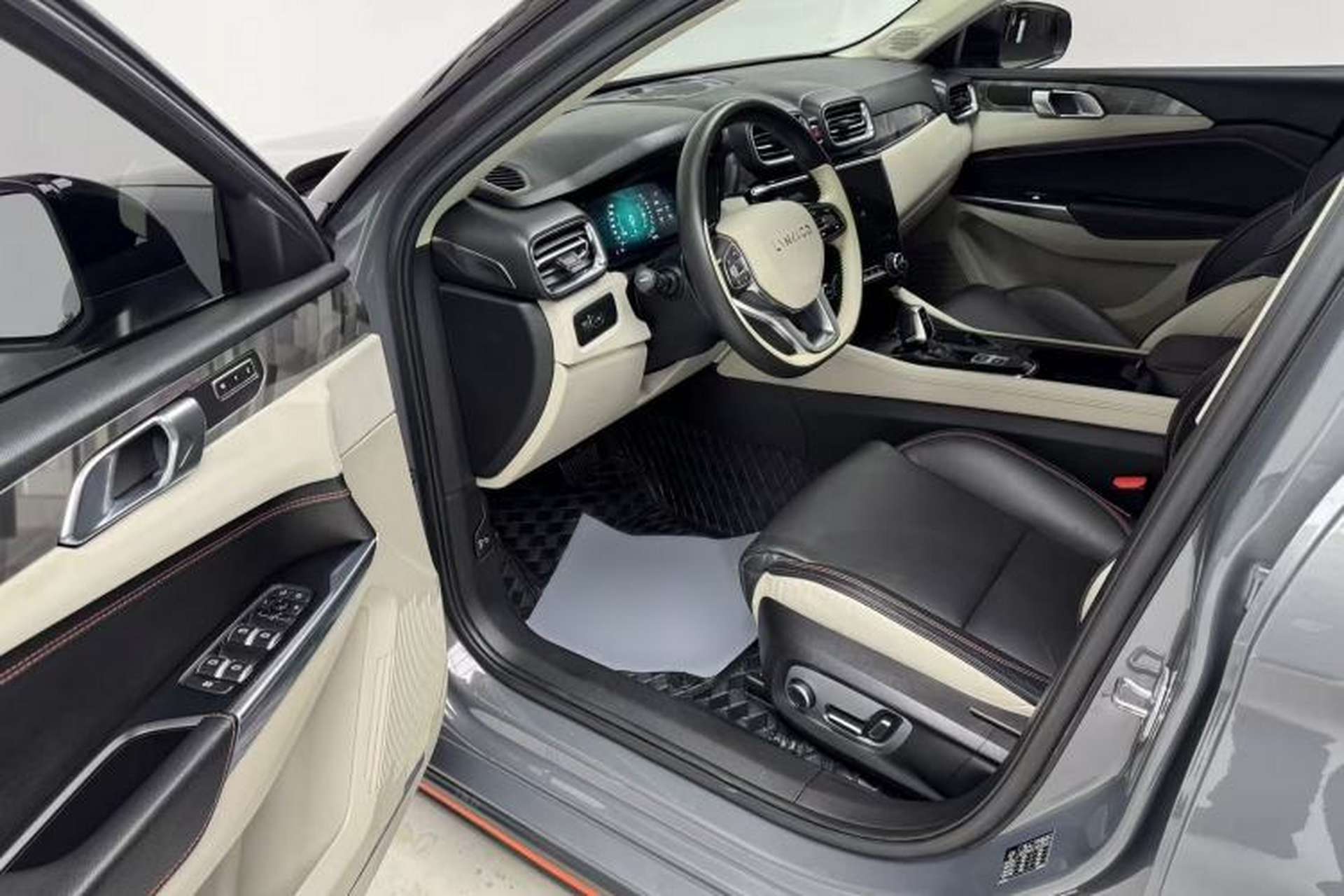 Used Lynk & Co 02 2018 1.5T DCT Two-Wheel Drive Zhaopu Version China V Standard Interior 2