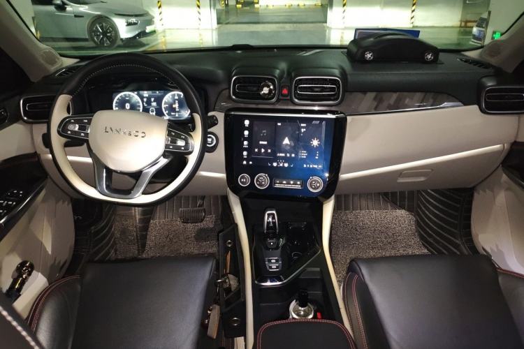 Used Lynk & Co 02 2018 1.5T DCT Two-Wheel Drive Zhaopu Version China V Standard Interior 2