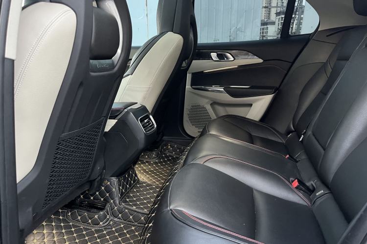 Used Lynk & Co 02 2018 1.5T DCT Two-Wheel Drive Zhaopu Version China V Standard Interior 2