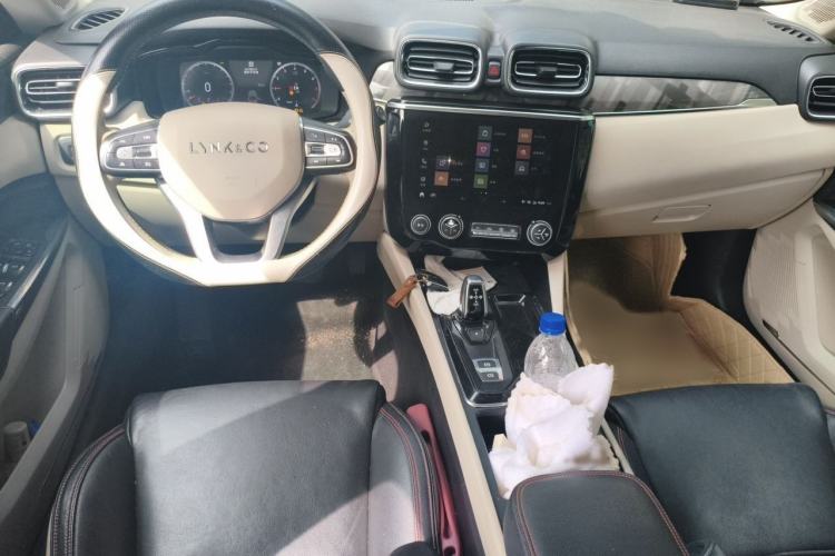 Used Lynk & Co 02 2018 1.5T DCT Two-Wheel Drive Zhaopu Version China V Standard Interior 2