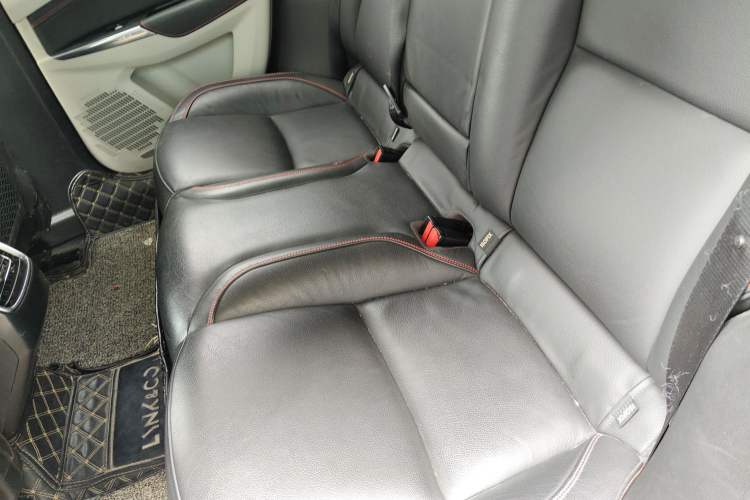 Used Lynk & Co 02 2018 1.5T DCT Two-Wheel Drive Zhaopu Version China V Standard Interior 4