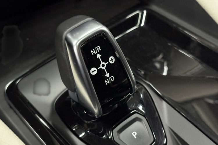 Used Lynk & Co 02 2018 1.5T DCT Two-Wheel Drive Zhaopu Version China V Standard Interior 4
