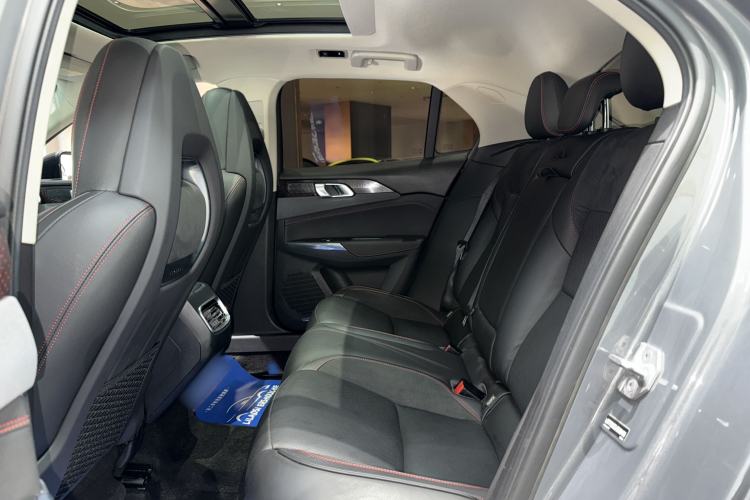 Used Lynk & Co 02 2018 1.5T DCT Two-Wheel Drive Pro Version China V Emission Standard Interior 4