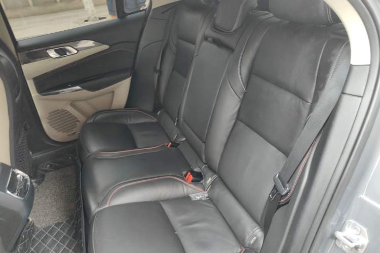 Used Lynk & Co 02 2018 1.5T DCT Two-Wheel Drive Zhaopu Version China V Standard Interior 4