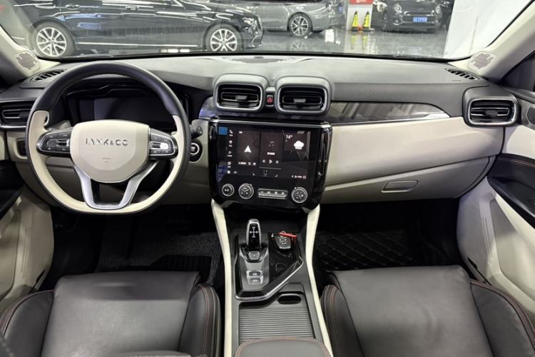 Used Lynk & Co 02 2018 1.5T DCT Two-Wheel Drive Zhaopu Version China V Standard Interior 7