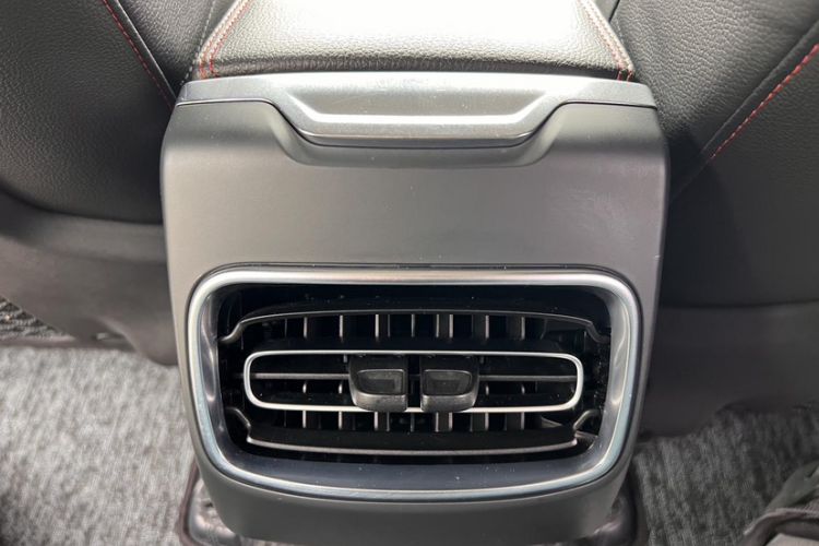 Used Lynk & Co 02 2018 1.5T DCT Two-Wheel Drive Sporty Version China V Standard Interior 7