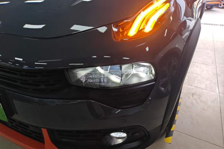 Used Lynk & Co 02 2018 1.5T DCT Two-Wheel Drive Zhaopu Version China V Standard Left Front Headlight