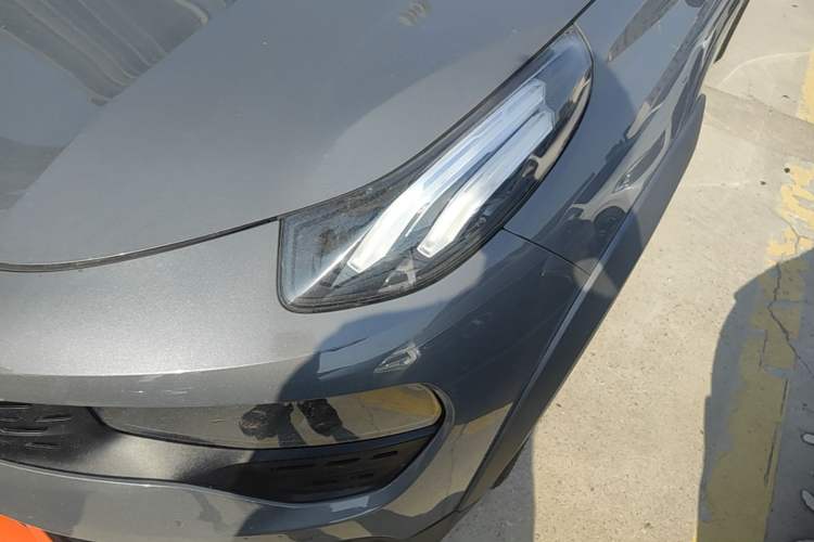 Used Lynk & Co 02 2018 1.5T DCT Two-Wheel Drive Zhaopu Version China V Standard Left Front Headlight