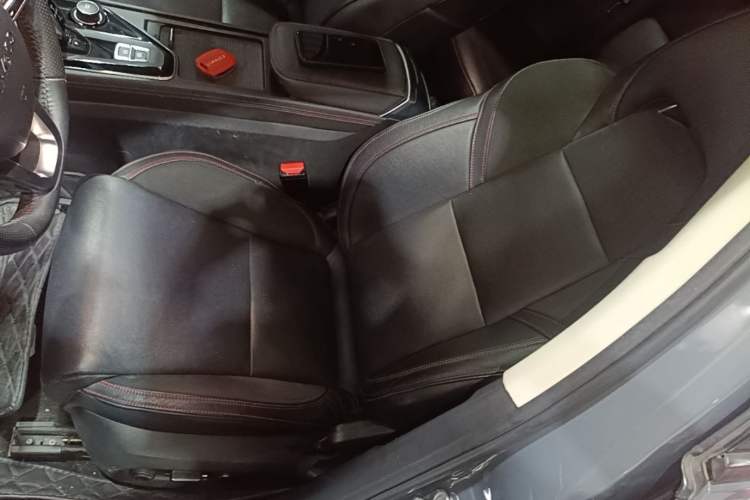 Used Lynk & Co 02 2018 2.0T DCT 4x4 Sport Pro Edition China V Standard Left Front Seat