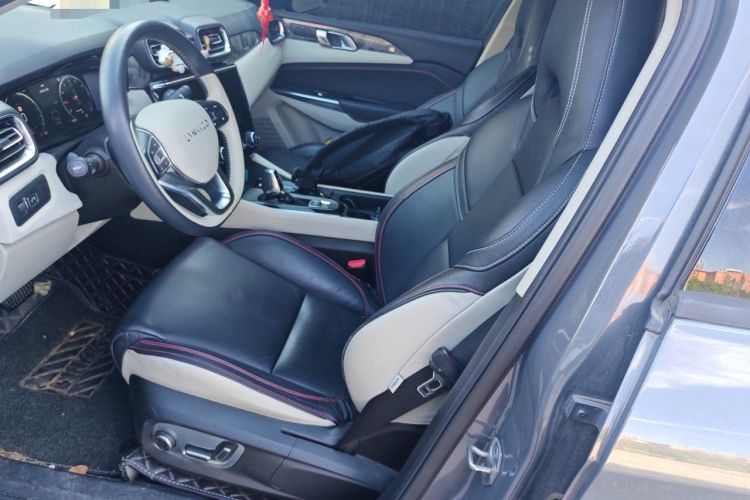 Used Lynk & Co 02 2018 1.5T DCT Two-Wheel Drive Zhaopu Version China V Standard Left Front Seat