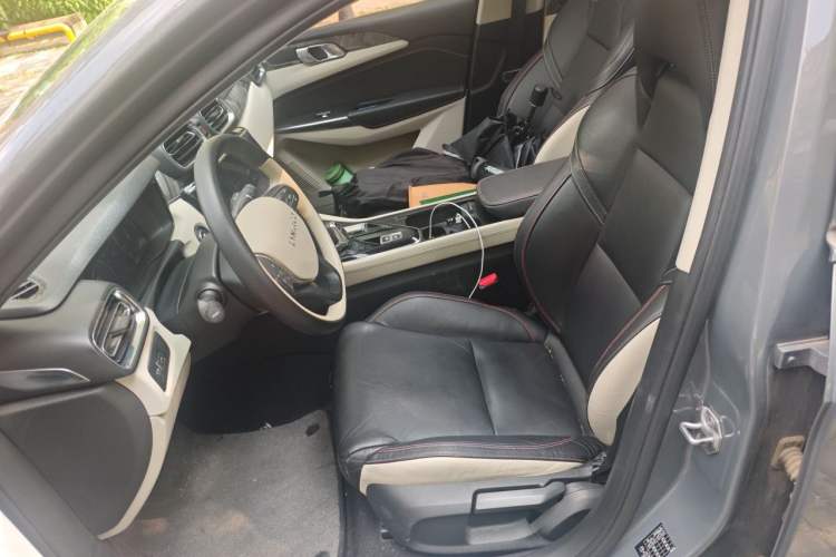 Used Lynk & Co 02 2018 1.5T DCT Two-Wheel Drive Zhaoban China V Standard Left Front Seat