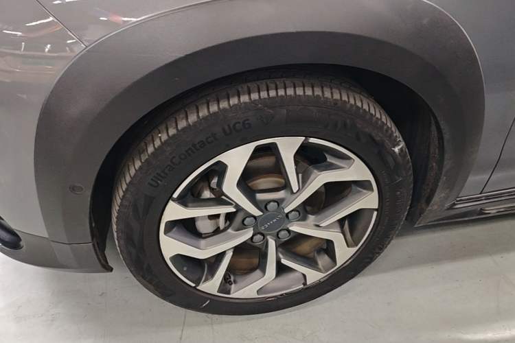 Used Lynk & Co 02 2018 1.5T DCT Two-Wheel Drive Pro Version China V Emission Standard Left Front Wheel Hub