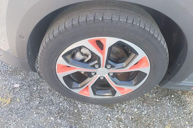Used Lynk & Co 02 2018 1.5T DCT Two-Wheel Drive Zhaopu Version China V Standard Left Front Wheel Hub
