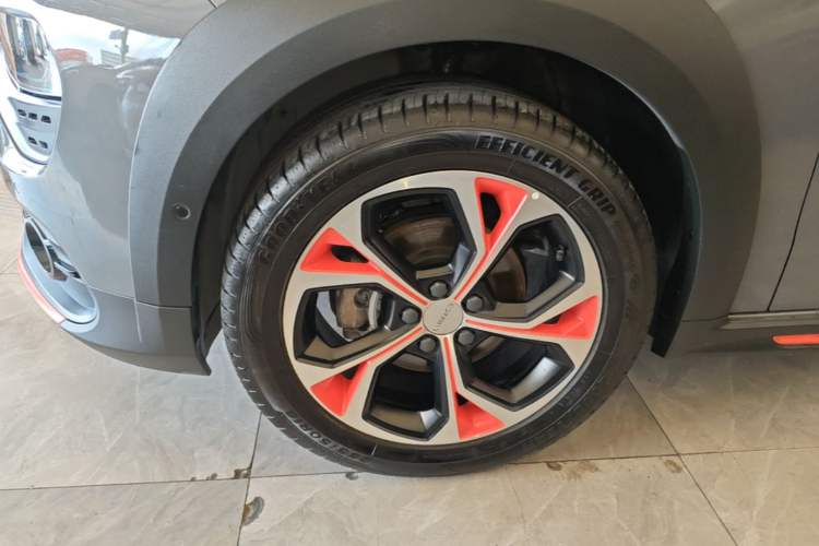Used Lynk & Co 02 2018 1.5T DCT Two-Wheel Drive Zhaopu Version China V Standard Left Front Wheel Hub