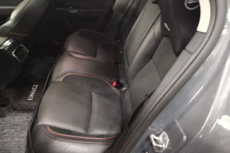 Used Lynk & Co 02 2018 1.5T DCT Two-Wheel Drive Sporty Version China V Standard Left Rear Seat