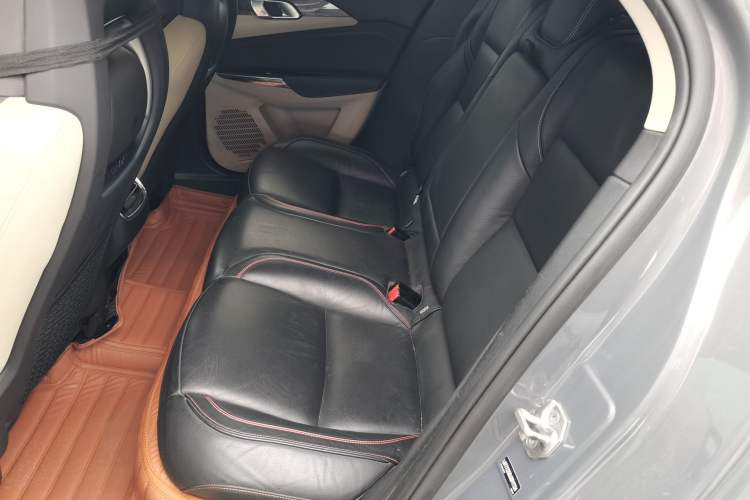 Used Lynk & Co 02 2018 1.5T DCT Two-Wheel Drive Zhaopu Version China V Standard Left Rear Seat