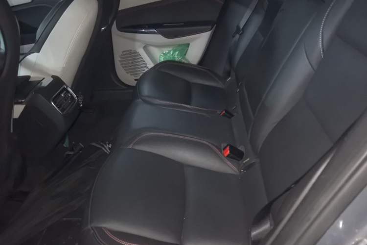 Used Lynk & Co 02 2018 1.5T DCT Two-Wheel Drive Zhaopu Version China V Standard Left Rear Seat