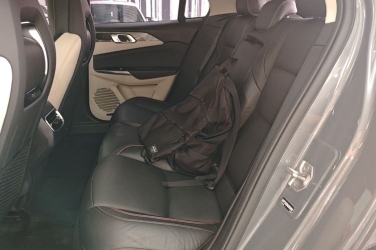 Used Lynk & Co 02 2018 1.5T DCT Two-Wheel Drive Zhaoban China V Standard Left Rear Seat