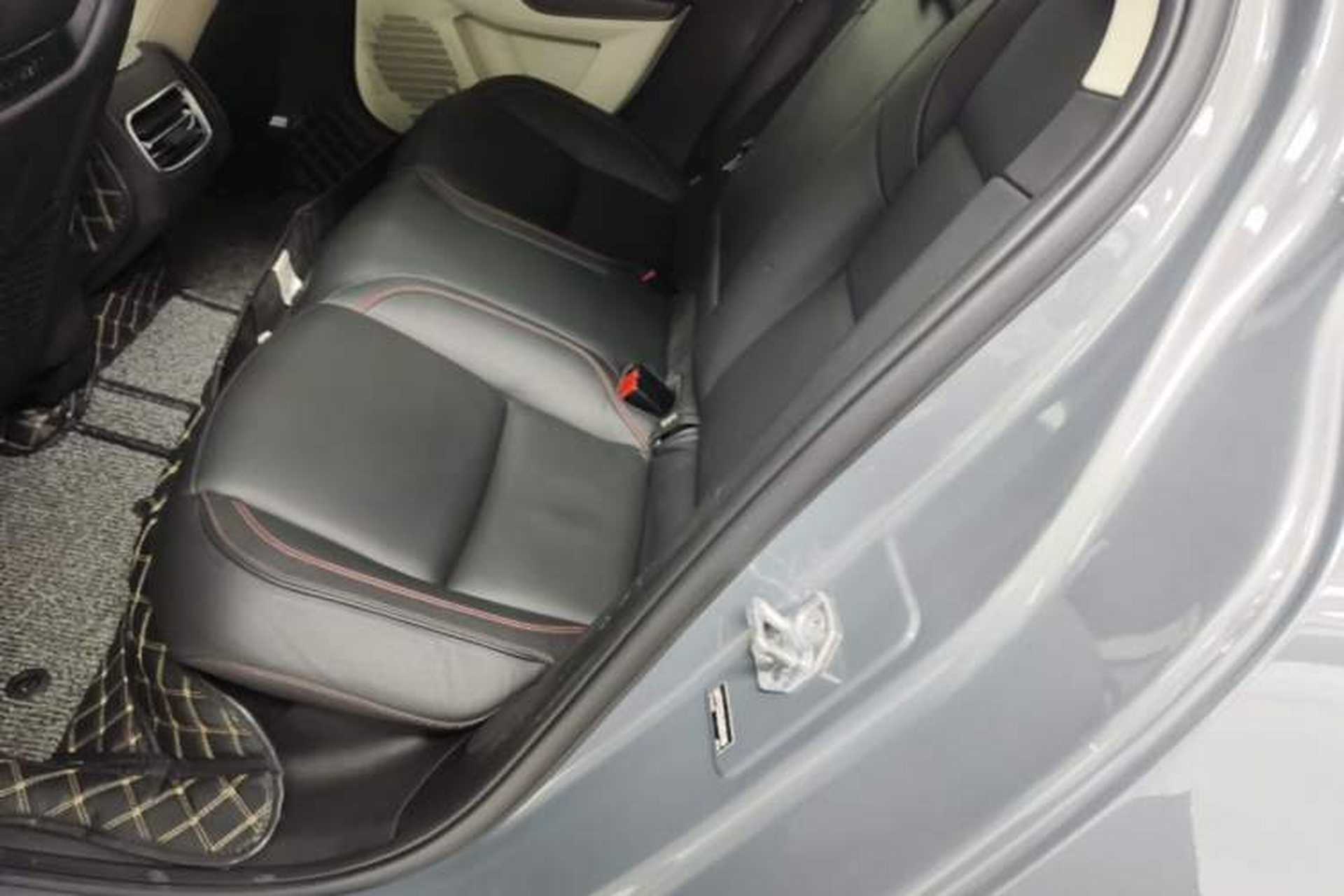 Used Lynk & Co 02 2018 1.5T DCT Two-Wheel Drive Zhaopu Version China V Standard Left Rear Seat